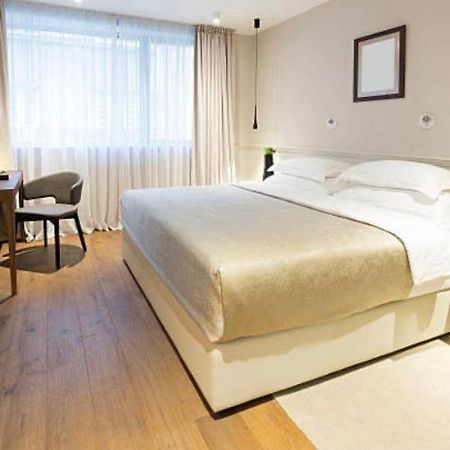 Eden Suites & Apartments Саранде Екстериор снимка