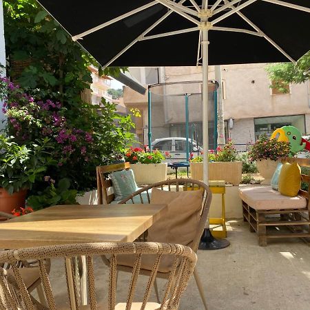Eden Suites & Apartments Саранде Екстериор снимка