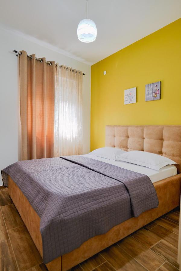 Eden Suites & Apartments Саранде Екстериор снимка