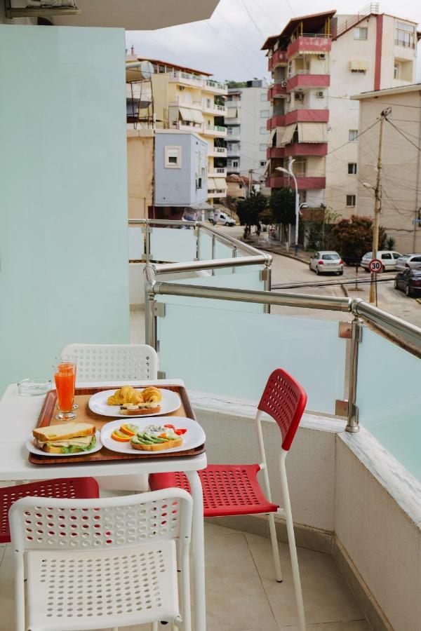 Eden Suites & Apartments Саранде Екстериор снимка