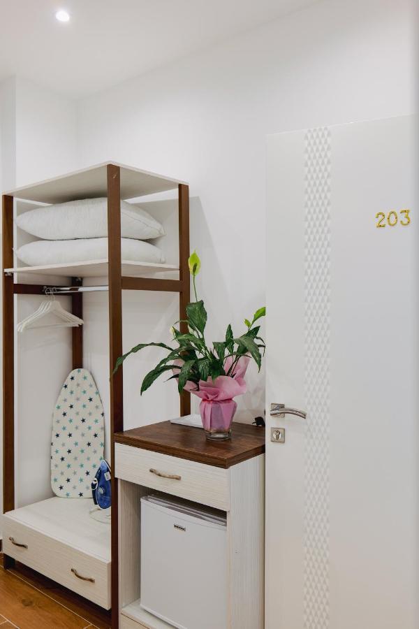 Eden Suites & Apartments Саранде Екстериор снимка