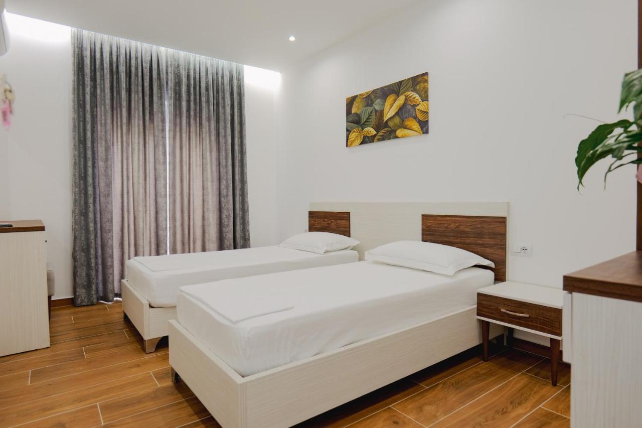 Eden Suites & Apartments Саранде Екстериор снимка