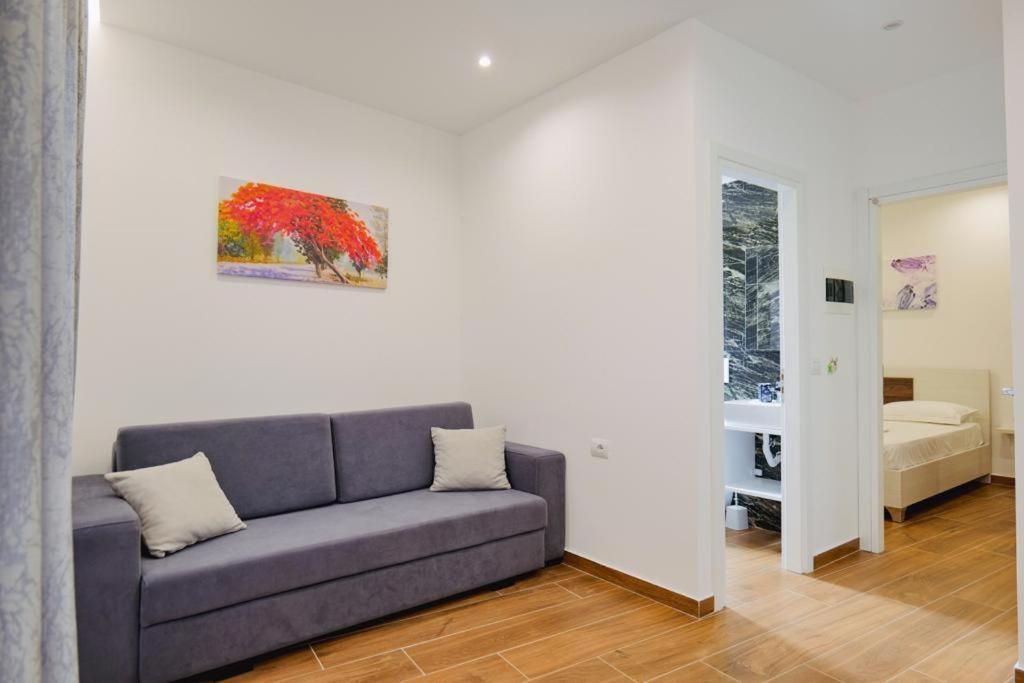 Eden Suites & Apartments Саранде Екстериор снимка