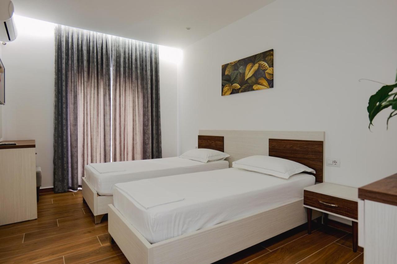 Eden Suites & Apartments Саранде Екстериор снимка