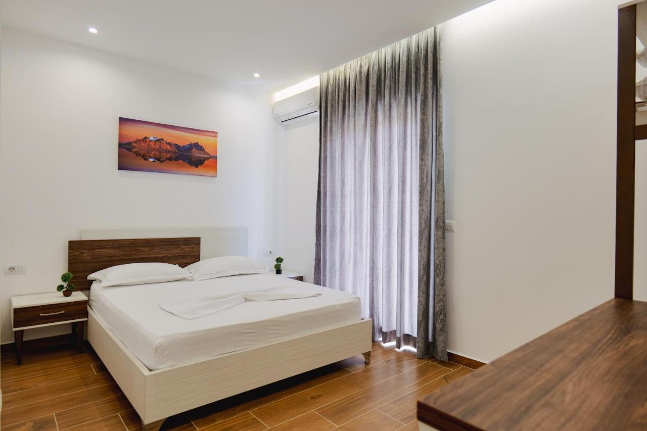 Eden Suites & Apartments Саранде Екстериор снимка