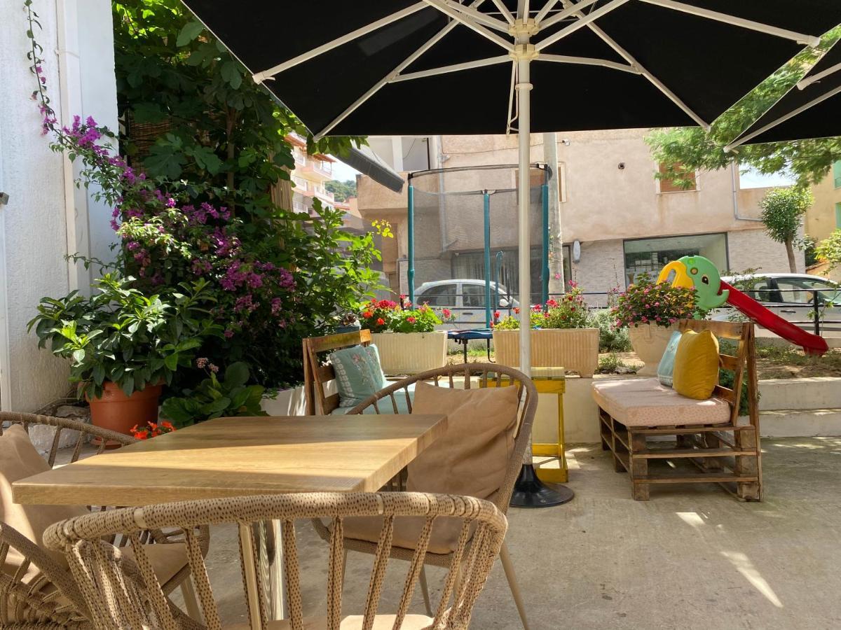 Eden Suites & Apartments Саранде Екстериор снимка